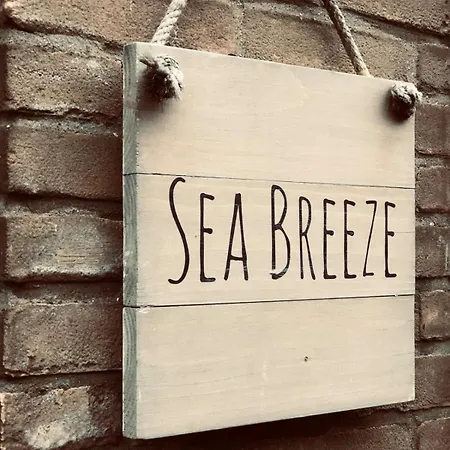 Sea Breeze Holiday home